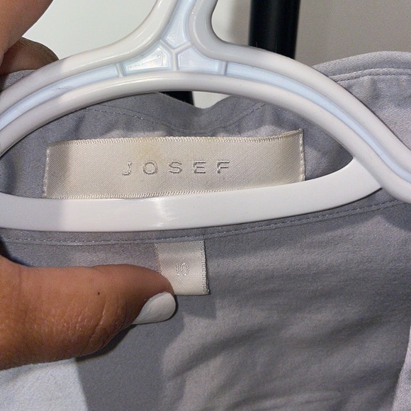 Gray blouse - Picture 2 of 4